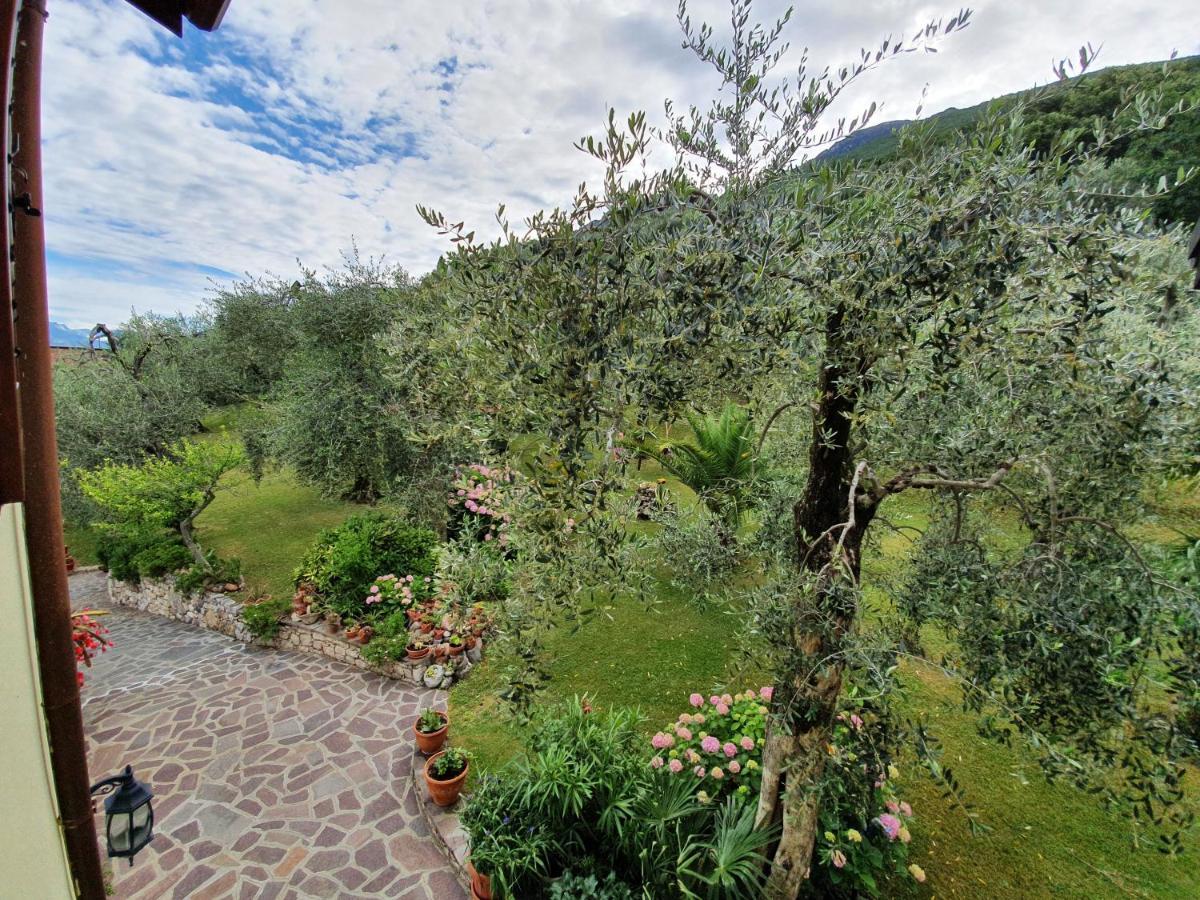 Casa Valenti Apartman Brenzone sul Garda Kültér fotó