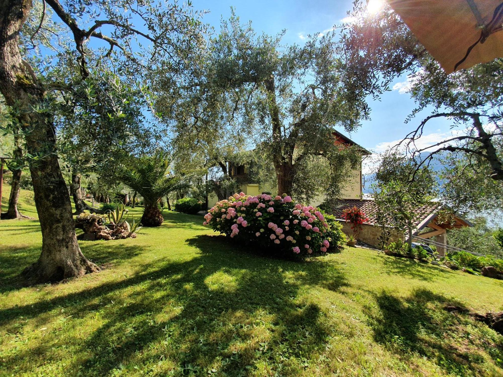 Casa Valenti Apartman Brenzone sul Garda Kültér fotó